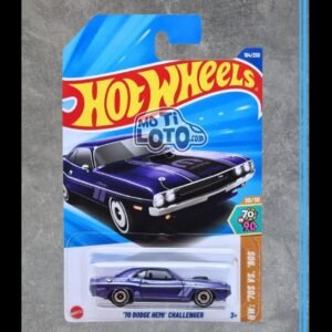 Hot Wheels - 70 Dodge Hemi Challenger - Purple